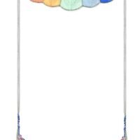 Collier chocker en soie avec différentes parties de couleur arc-en-ciel avec des chaines argentés et des pompoms colorés