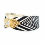 Black Stripes/Quartz