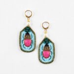 Metallic Blue Legs / Pink Jade stone