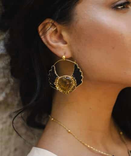 Ani Hoops