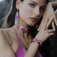 Parure bijoux brodés Navajo violet mambo choker Naomie boucles Napsa et bangle Nael